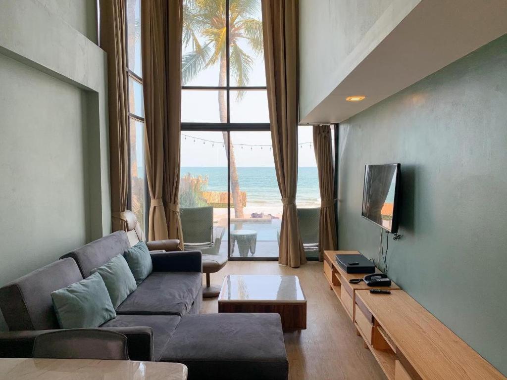 Eco Cozy Beachfront Resort Chaam Hua Hin Exterior foto